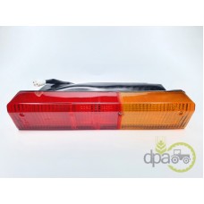 LAMPA DREAPTA SPATE