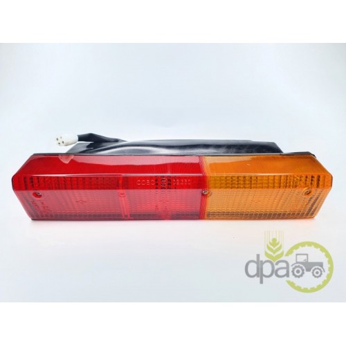 LAMPA DREAPTA SPATE